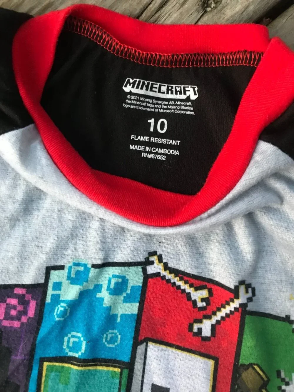 Minecraft Pajama Set Boys Size 10 Short Sleeve Shirt, Black Pants, Black Shorts